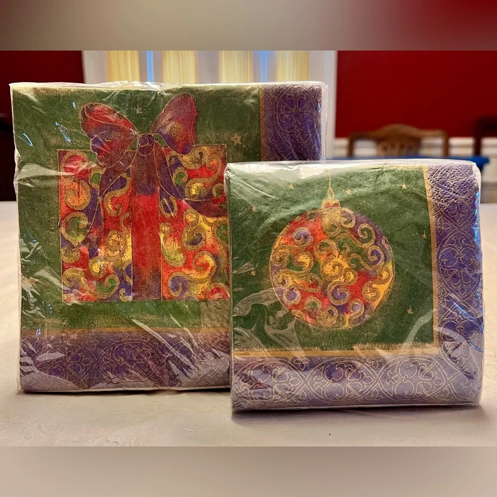 Luncheon and Beverage Holiday Napkins